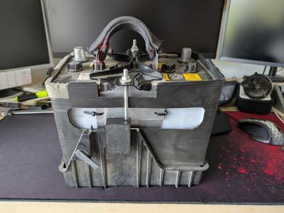 MX-5 ND Battery Hook Fixation