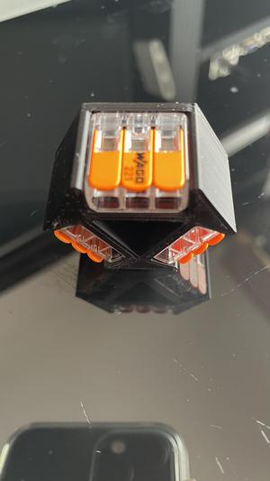 Wago 221-413 and 221-415 triple mount