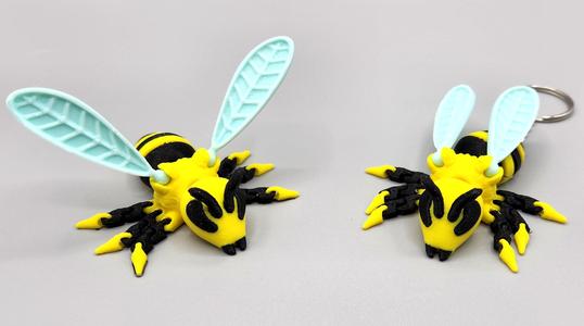 CUTE LUCKY FLEXY FREE BEE & KEYCHAIN VARIANT