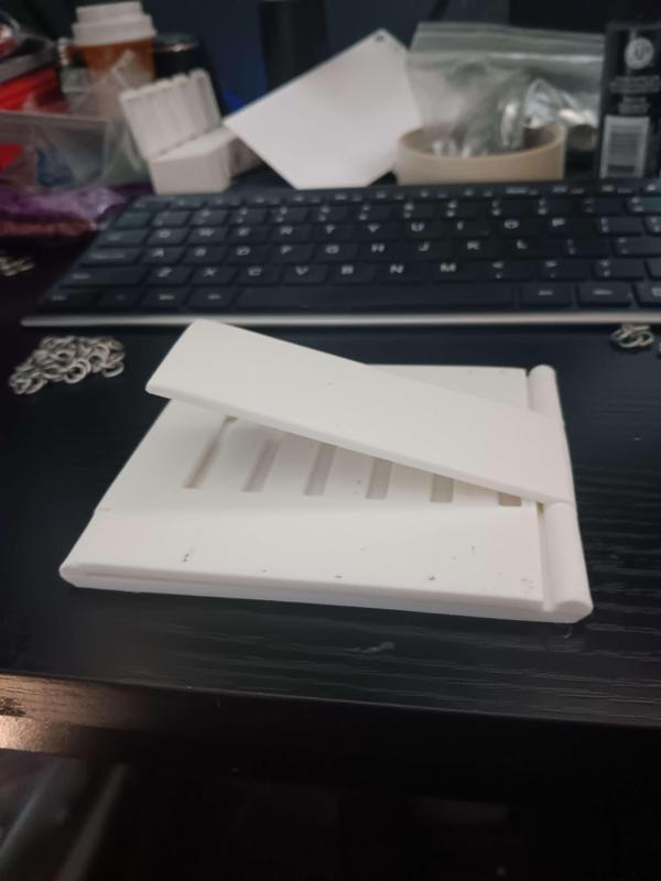 Puck Light Holder Stand