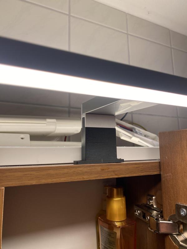 VATHULT height adapter