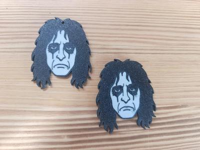 Alice Cooper keychain and magnet