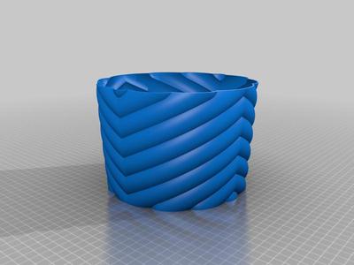 7 inch spiral planter pot