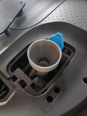 Filling funnel for washer fluid Smart#1