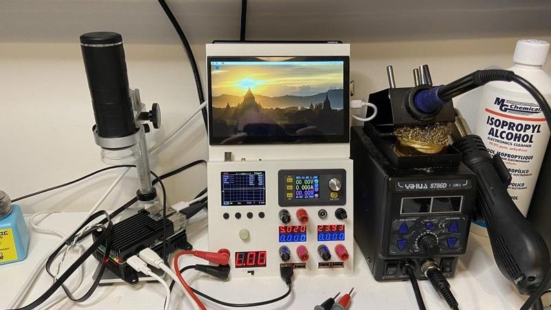 Hackers MultiBench Multi Purpose Bench Power Supply