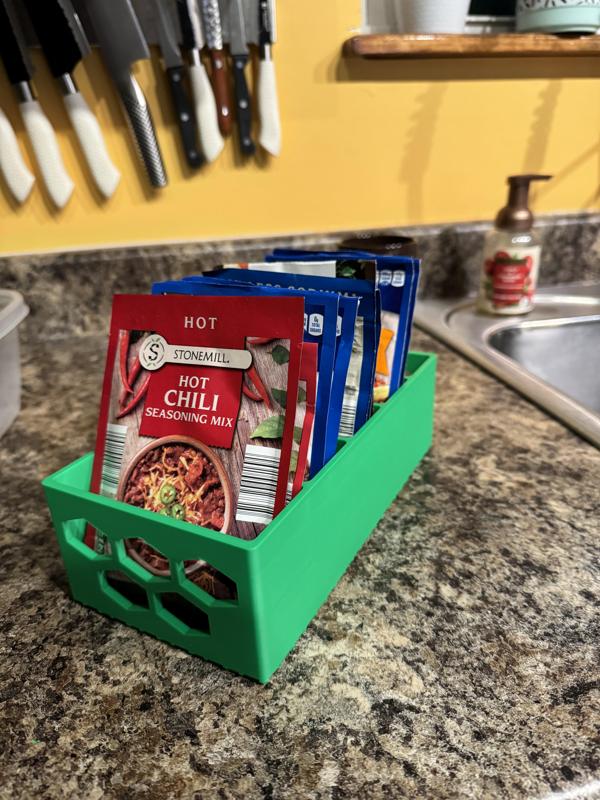 Hexagon bottom seasoning caddy