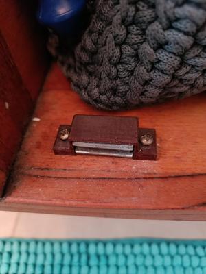 magnet pantry door closer