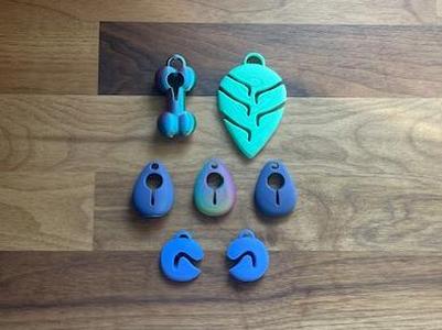 Key Chain Used Poop Bag Holder