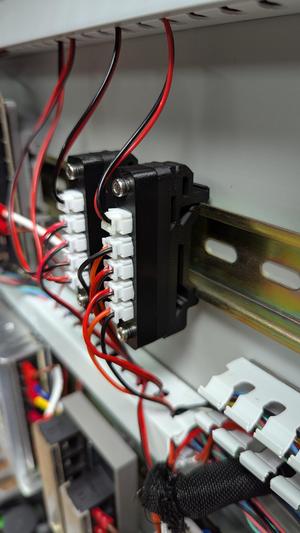 JST-XH 2-pin Splitter Hollow Backplate