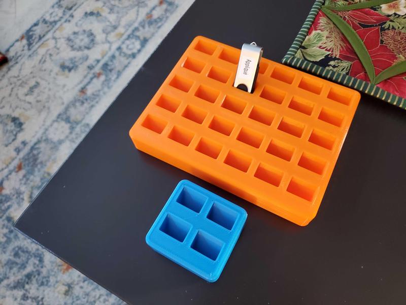 Flashdrive storage tray