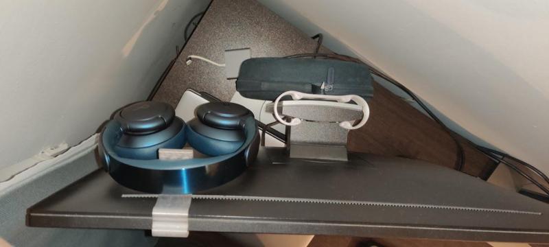 Headphone hanger and hook for Dell P2417H monitor