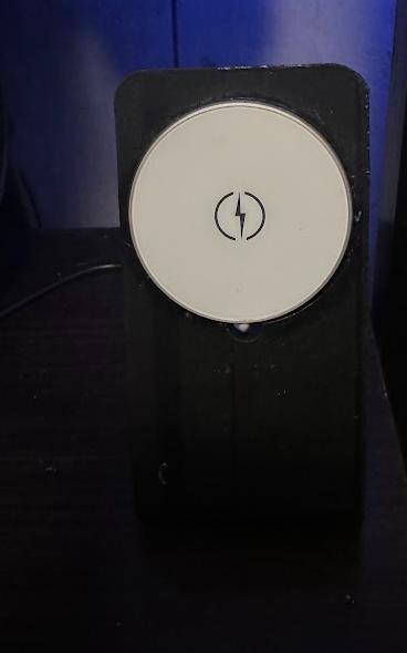 3th party magsafe charger.