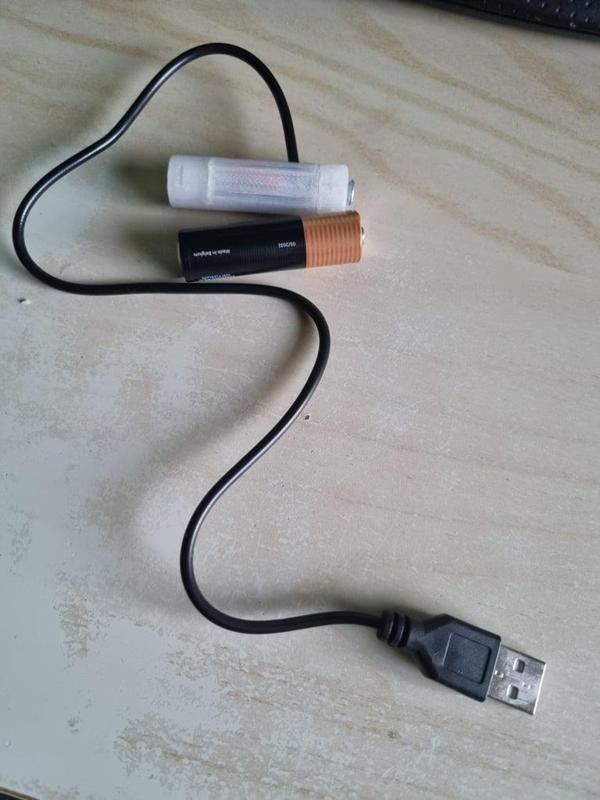 AA battery to USB adapter