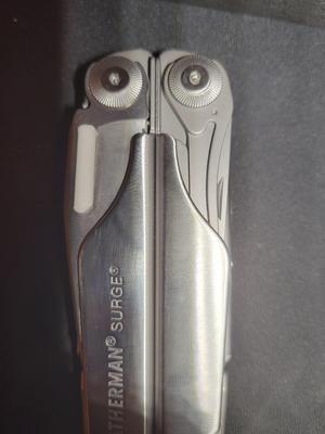 Leatherman Surge Thumb Tab