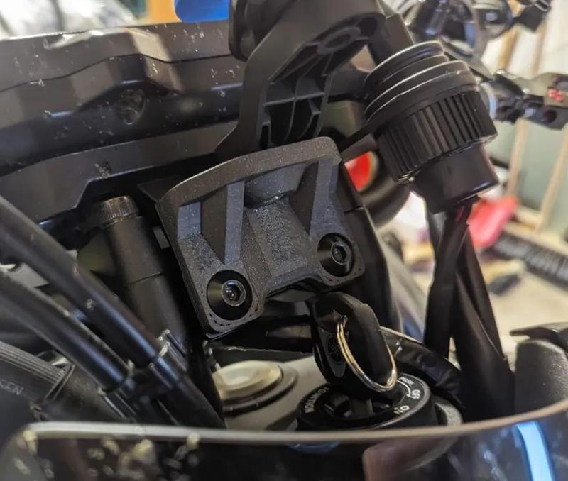 Yamaha MT-07 Quad Lock adapter
