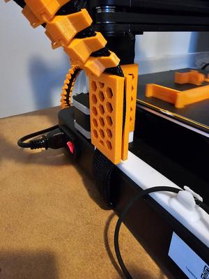 Cable holder for SE/KE Z gantry