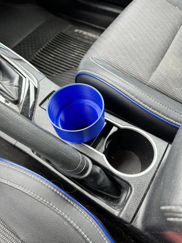 Cup holder adapter for large cups