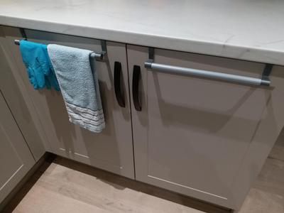 Kitchen overdoor hooks