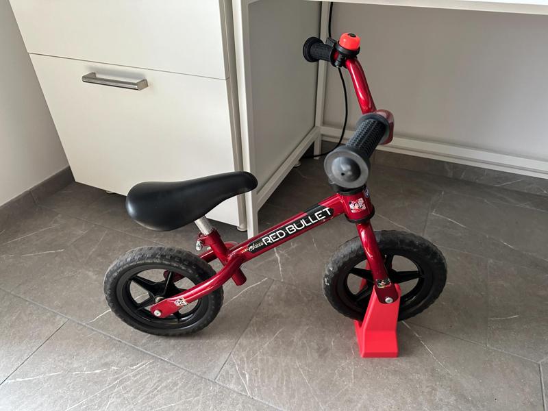 Balance bike CHICCO stand