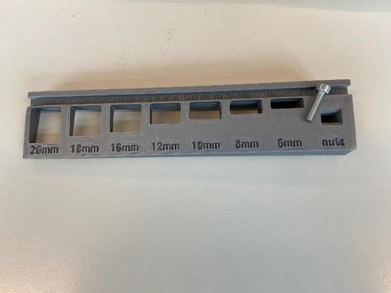 Amazing Gridfinity M4 Bolt Sorter Top (4mm Screw Heads)