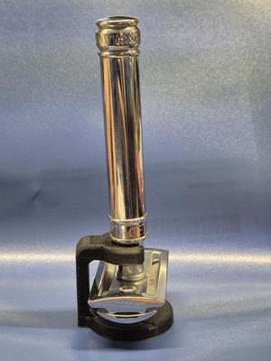 Edwin Jager De89 Safety Razor stand
