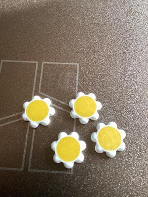 Flower fridge magnet