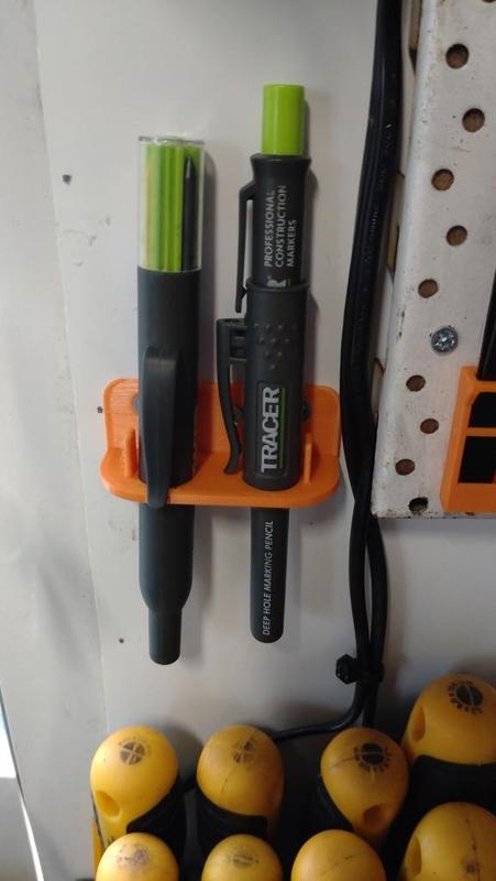 Tracer Deep Hole Pen Wall Mount