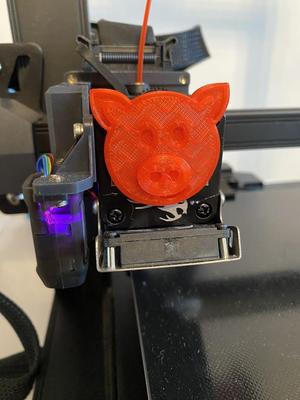 Extruder Pig with rotating nose!