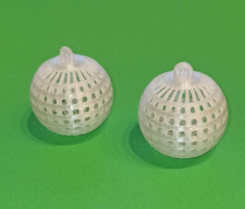 Christbaum-Kugel / Christmas Tree Sphere