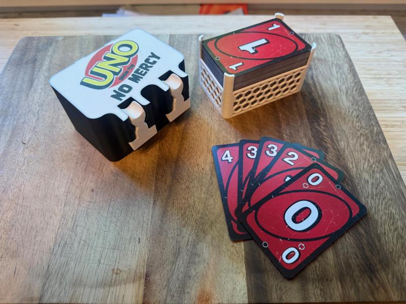 UNO No Mercy Card Box (no screws)