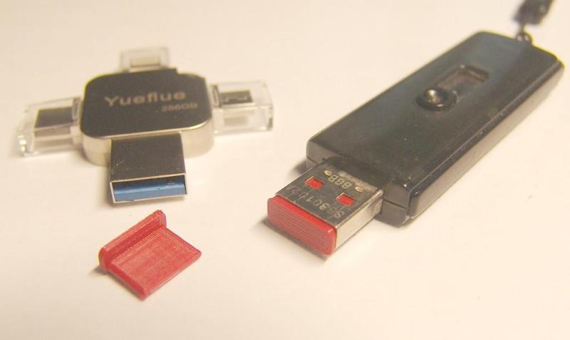 Minimalist USB Cover / Abdeckung für USB Anschluss