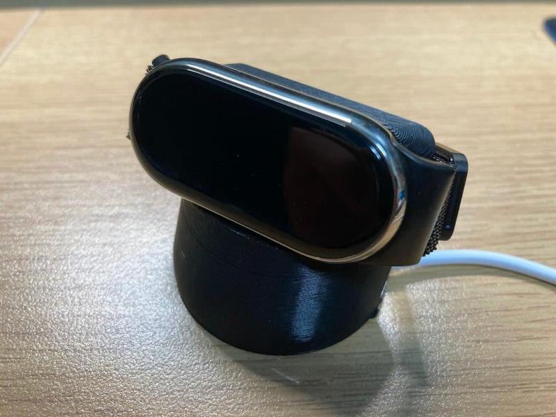 xiaomi smart band 8 or 9 charging stand