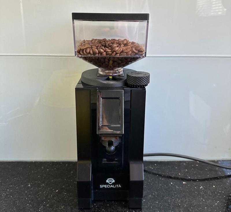 Eureka Mignon Specialita Lid