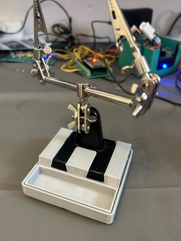 Gridfinity Soldering Helping Hands Holder