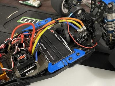 B6.1 battery brace