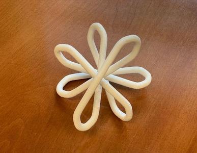 Petal knots: 3_1, 5_1, 6_2 and 6_3