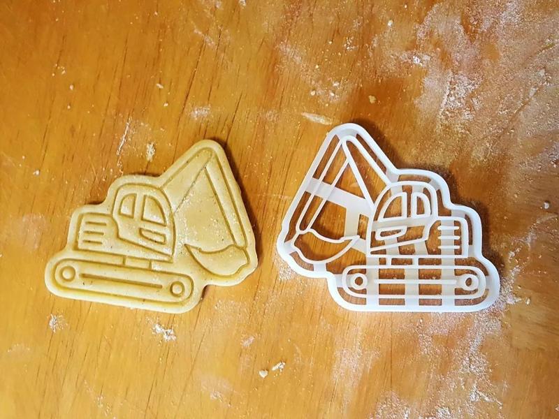 Excavator cookie cutter