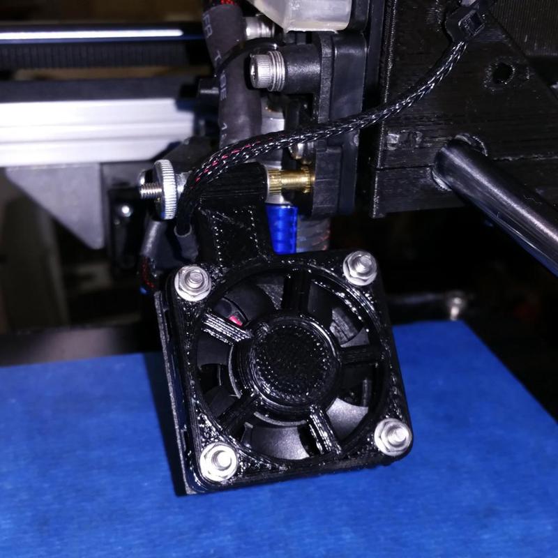 3uP Fan Bracket (EZStruder)