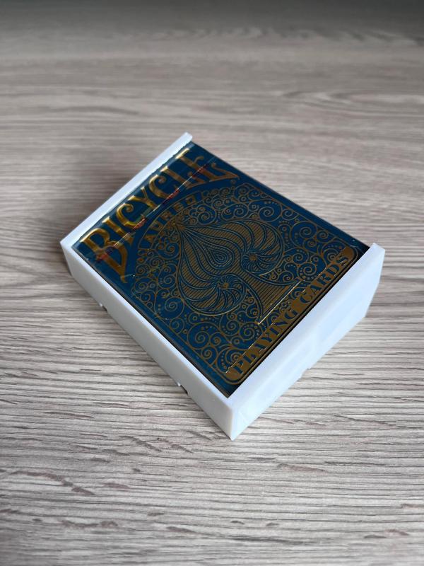 Playing cards wall mount - Single unit