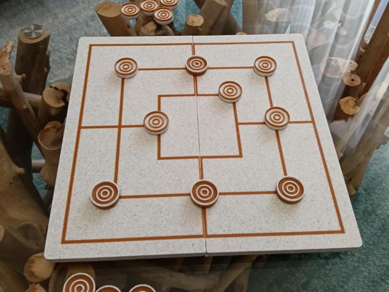 Nine Men's Morris or Mill Game