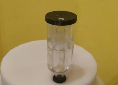 Air lock lid
