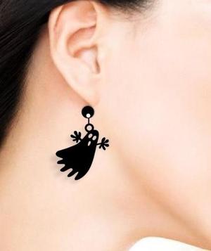 earring