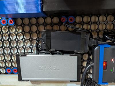 Zyxel GS1200-5HPv2 Switch and Power Supply for Multiboard