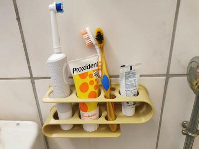 Toothbrush holder (supportless print)