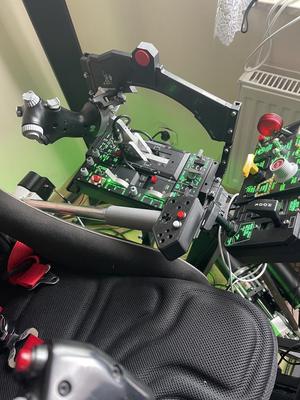 Winwing Orion 2 F-16 chaff flare button