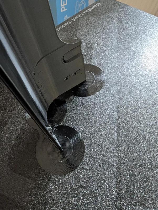 Mouse Ear, keep the print in place!