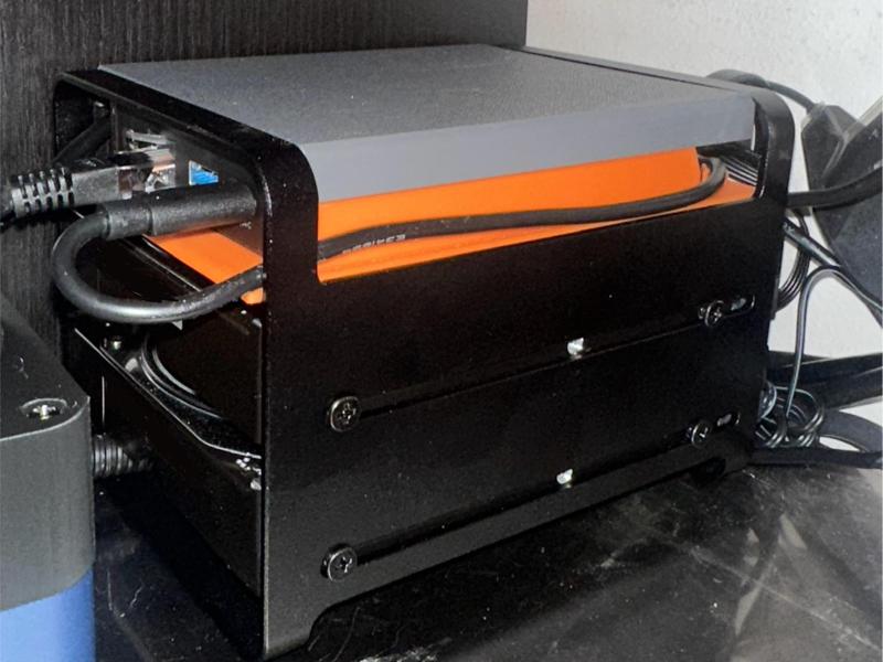 Zimablade mount and cover on 2-Bay HDD Rack Tray