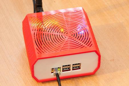 Yet another enclosure for DYI LoraWan gateway for "The Things Network" 