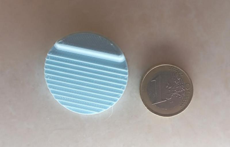 Door wedge small crack