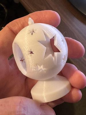 Free Standing Holiday Ornament